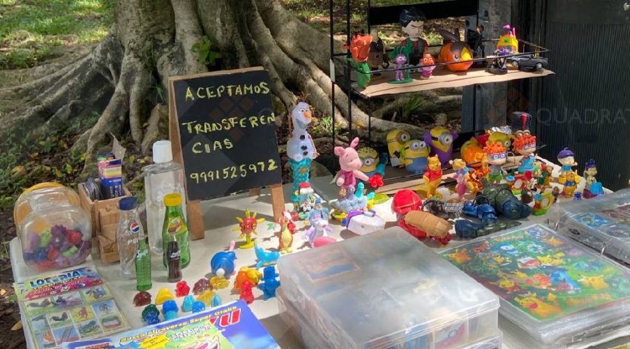 Objetos coleccionables en los tianguis de Mérida