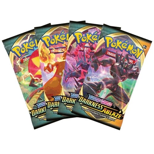 La fiebre de los sobres y cartas de Pokémon en Mérida: Llegó para quedarse.