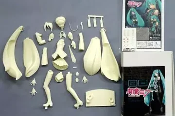 Mi figura llego desarmada y sin pintar